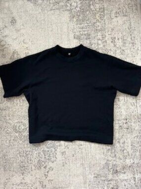 🧡3/15 NWOT Uniqlo Black Short-Sleeve Sweatshirt/T-Shirt Black Women's M
